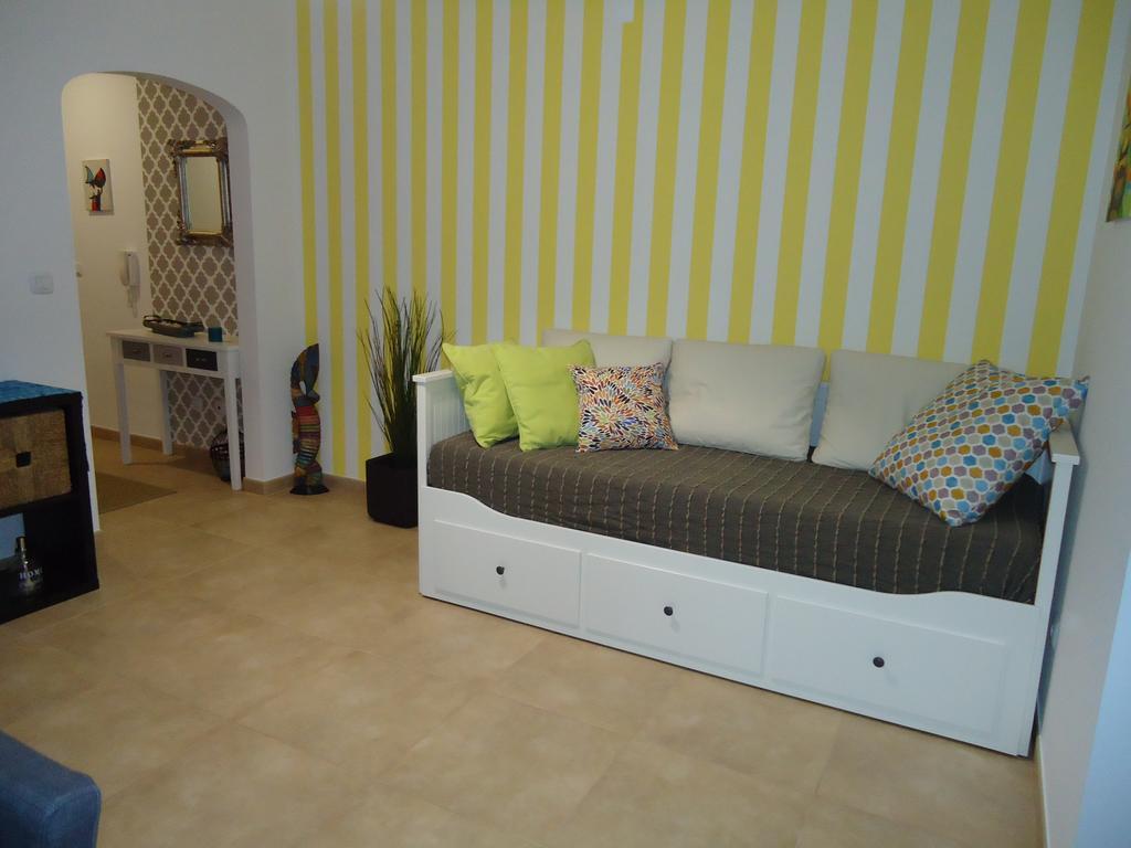 Apartamento Praiamar Віла-Нова-де-Мілфонтеш Екстер'єр фото