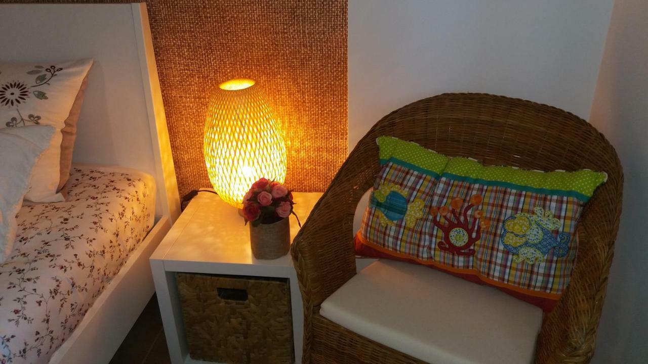 Apartamento Praiamar Віла-Нова-де-Мілфонтеш Екстер'єр фото