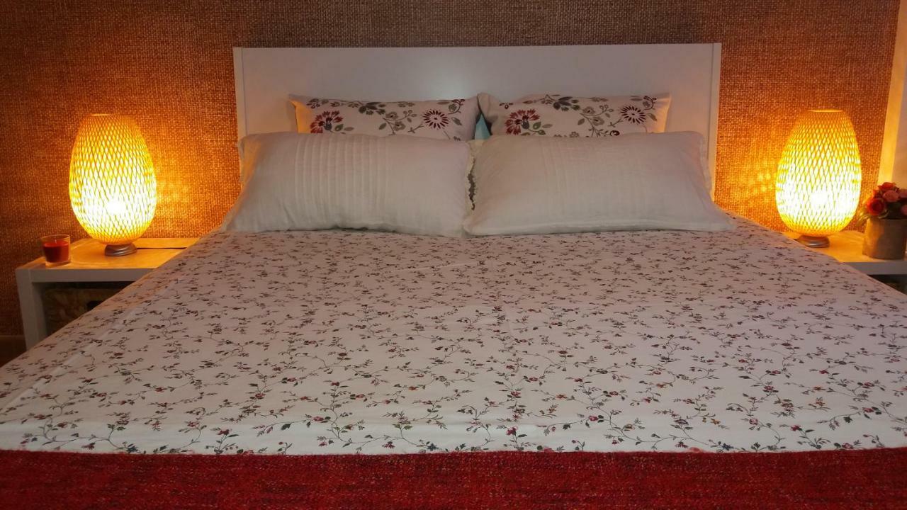 Apartamento Praiamar Віла-Нова-де-Мілфонтеш Екстер'єр фото